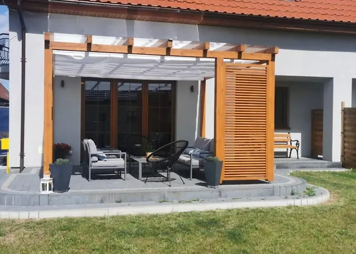 Villa Corvus Mikolajki - Dom Apartamentowy